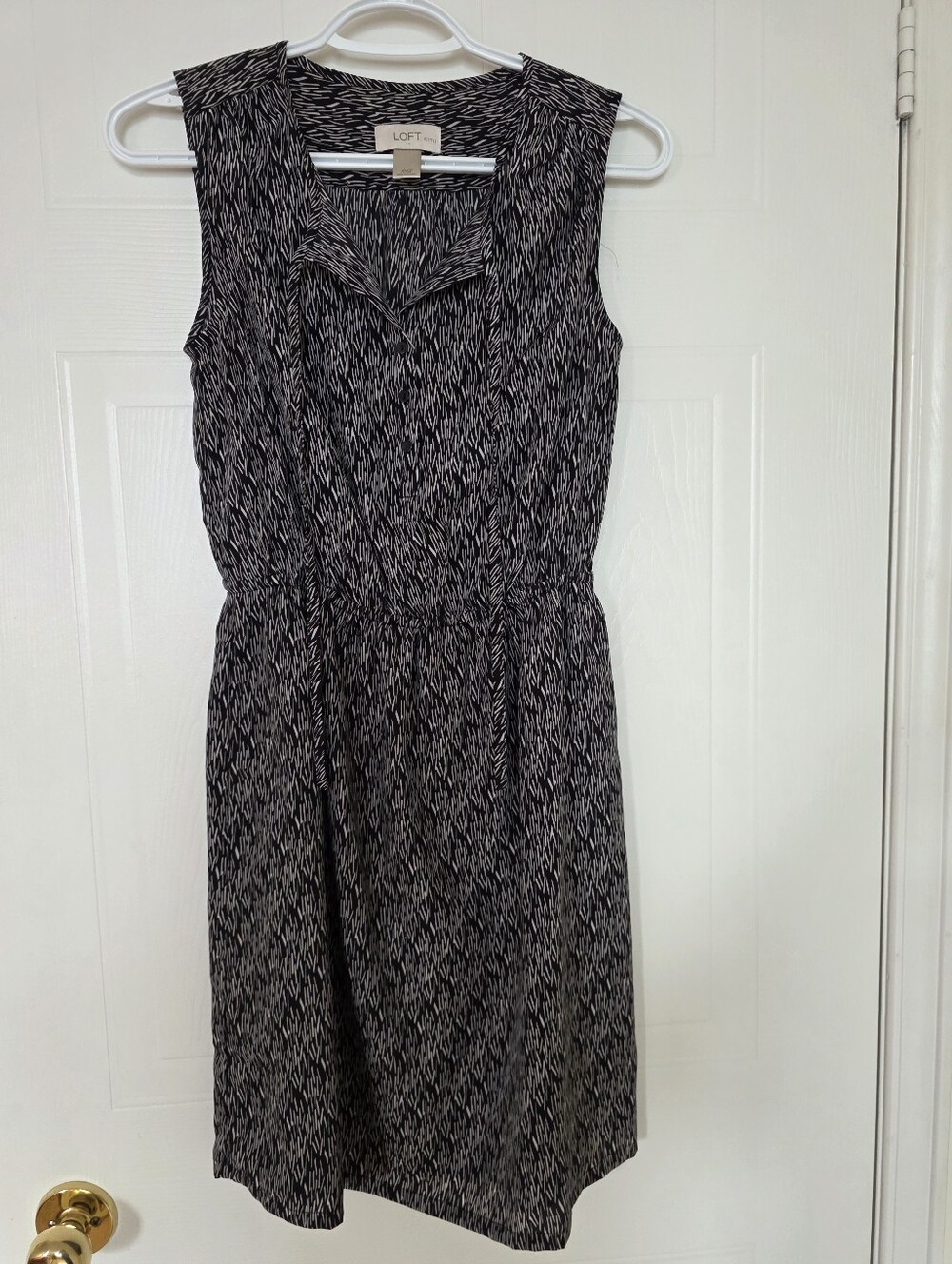 LOFT Sleeveless Black and White Printed Midi Dress, XXSP